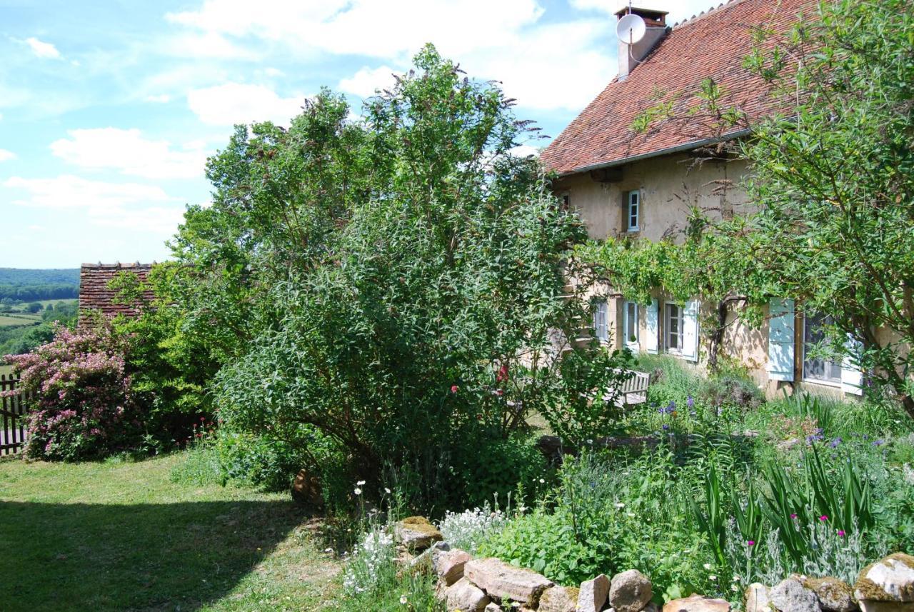 La Tour Bed & Breakfast Marcilly-la-Gueurce Exterior photo